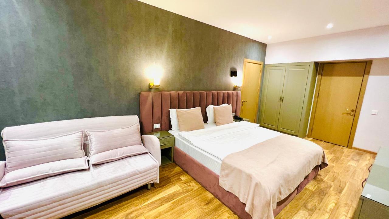 Ch Hotel Baku Exteriör bild